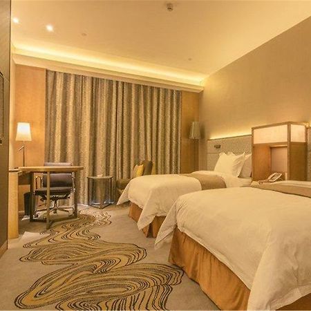The Summit Hotel Zhongshan  Eksteriør billede