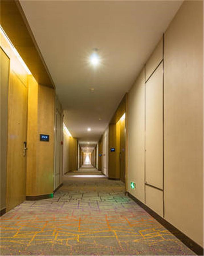 The Summit Hotel Zhongshan  Eksteriør billede